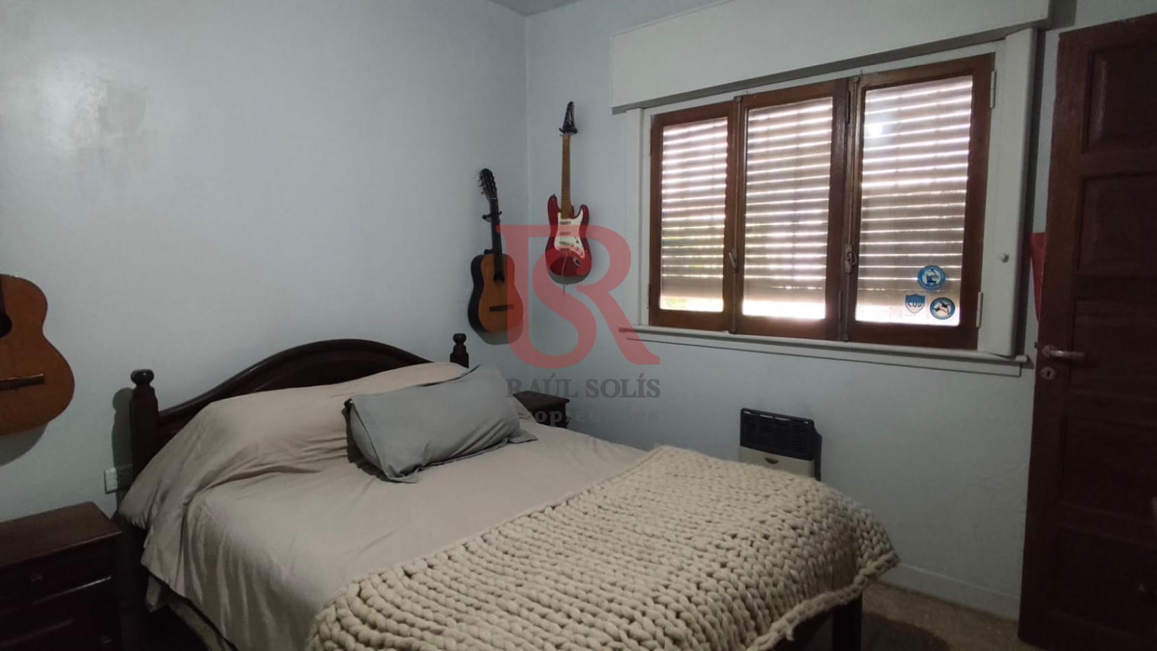 DN - Excelente ubicacion, Casa 4 ambientes en venta, Quilmes!! Apta Credito