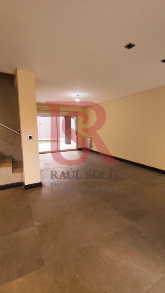 DN - Excelente casa en alquiler en Quilmes residencial!!