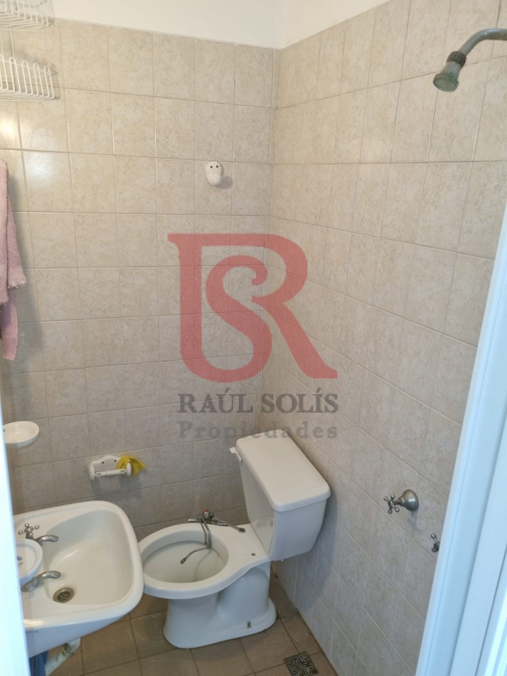 AM. Impecable Departamento tres ambientes en Quilmes Oeste