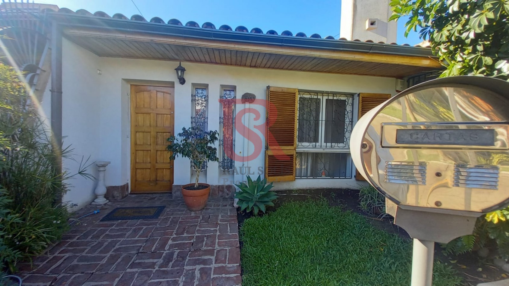 DN - Hermosa casa en venta en Quilmes Oeste