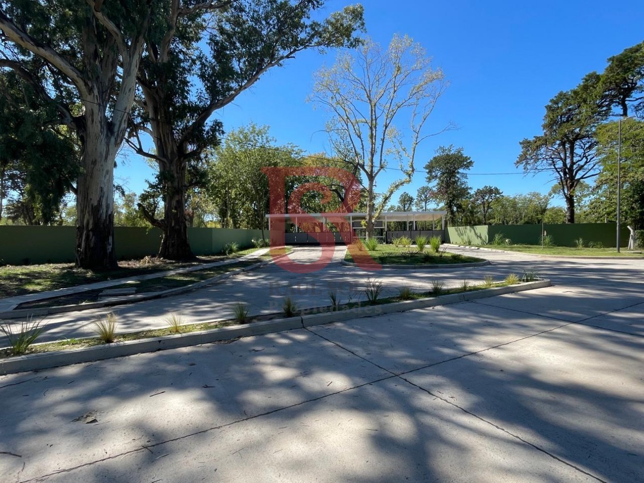 LP - VENTA! Lote en FINCAS DE HUDSON 658Mts. Financiacion o permuta. 