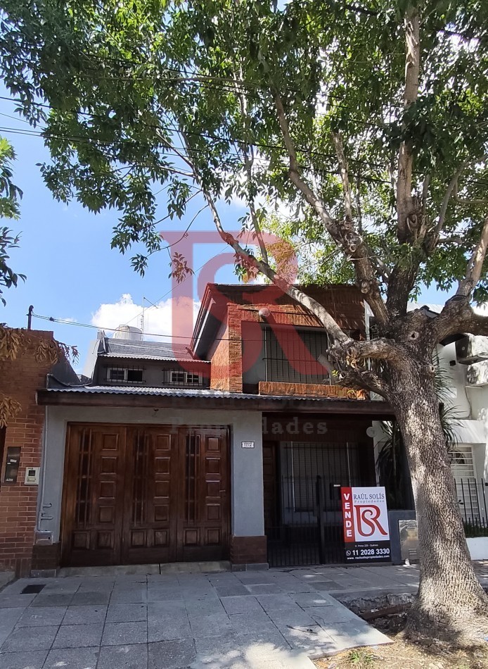 DN - Casa en alquiler 4amb con cochera