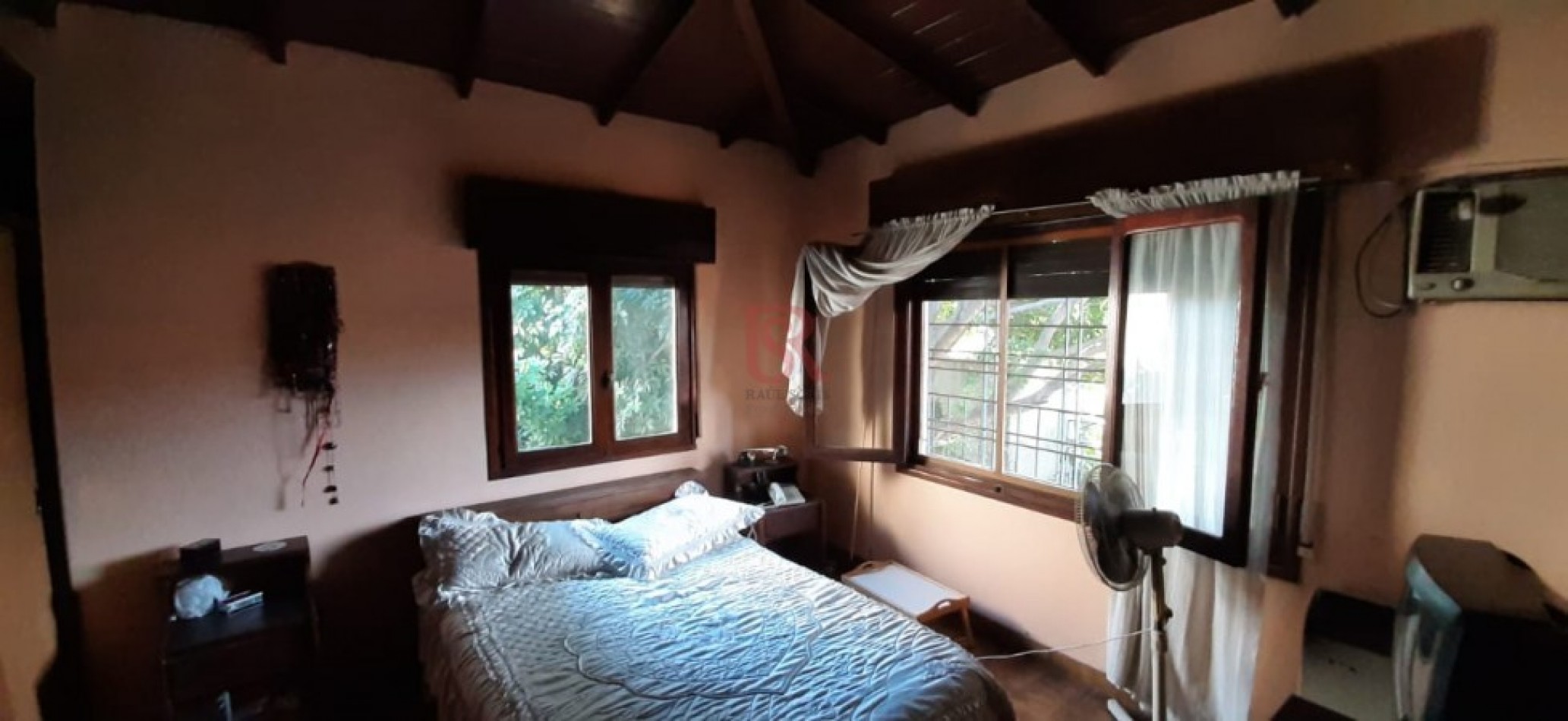 LP - Amplia casa en dos plantas en venta ubicada en Quilmes O