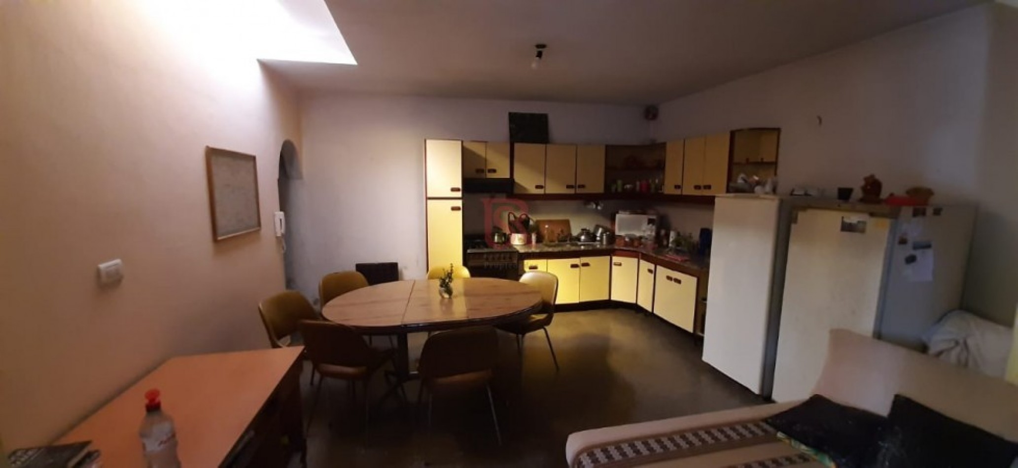 LP - Amplia casa en dos plantas en venta ubicada en Quilmes O