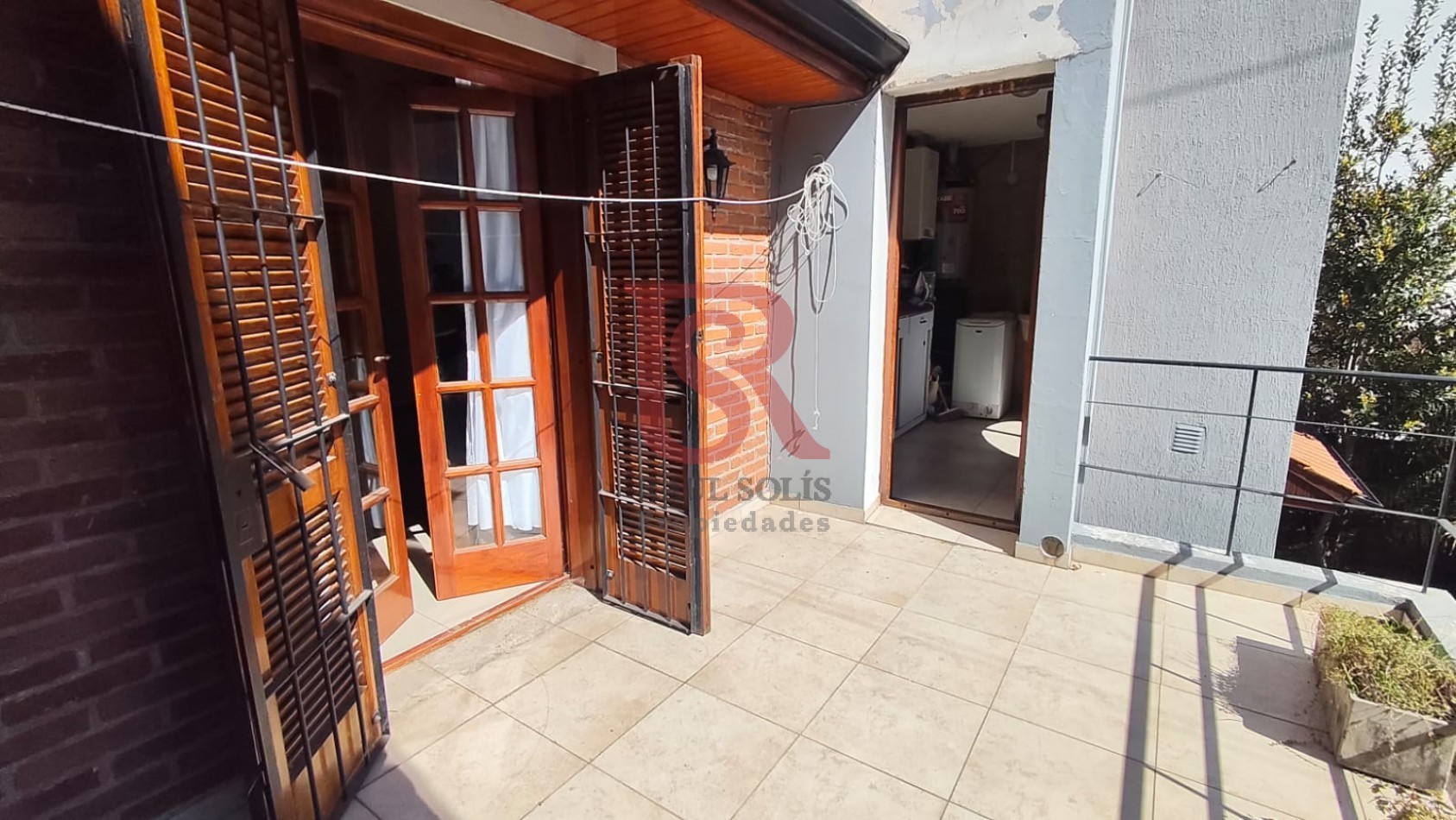 DN - Hermosa casa 4 ambientes con quincho, Quilmes Centro!! Alquiler