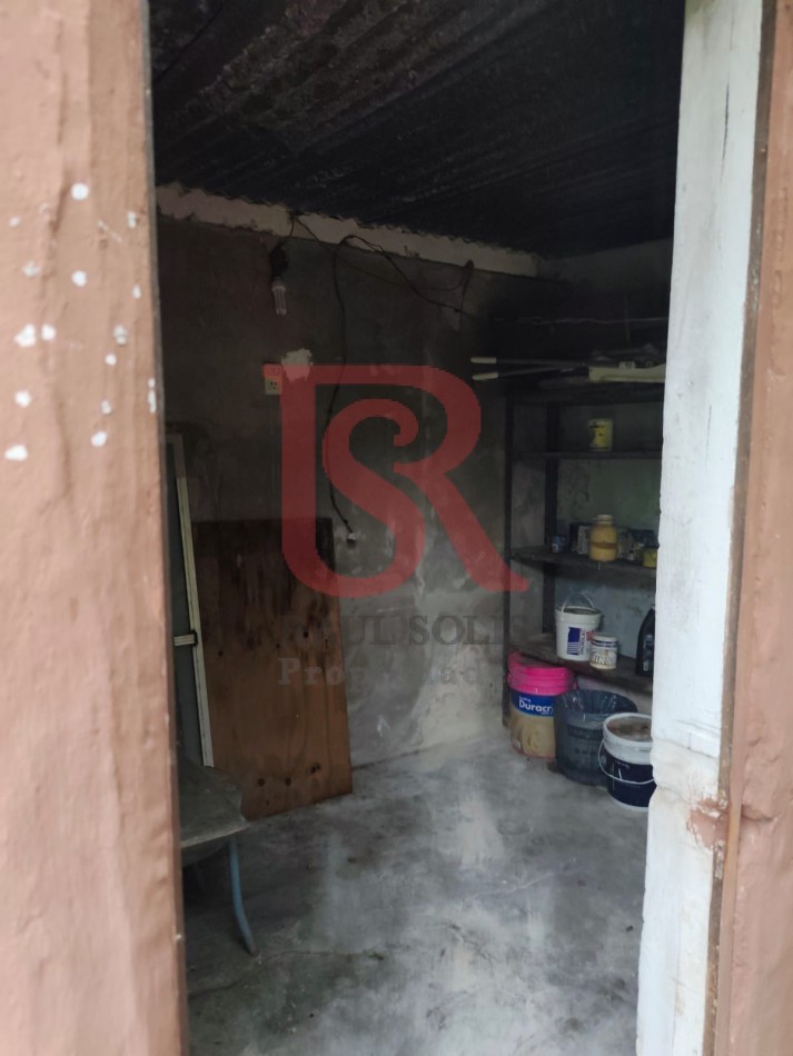 LP - VENTA! Hermosa casa 3 ambientes con escritorio, patio y horno de barro en Don Bosco