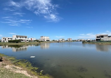 Av- Lote de 700m2 en el barrio magallanes, pueblos del plata 