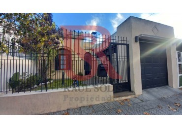 DN - Hermosa casa de 7 ambientes totalmente reciclada a nuevo en venta en Quilmes O  