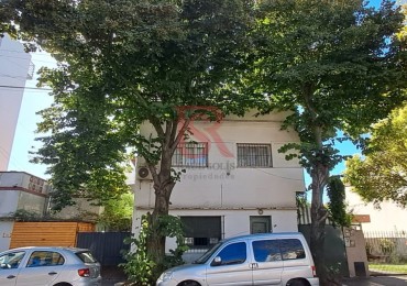 VENTA O ALQUILER CASA ANTIGUA EN QUILMES CENTRO A RECICLAR