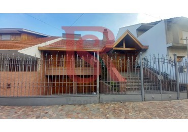 DN - Impecable Chalet de 4 ambientes, en venta, en Quilmes Oeste.!!