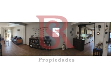  LP (CG) - VENTA! Hermoso departamento con patio interno 3 ambientes en Wilde centro. OPCIONAL: 3 COCHERAS.